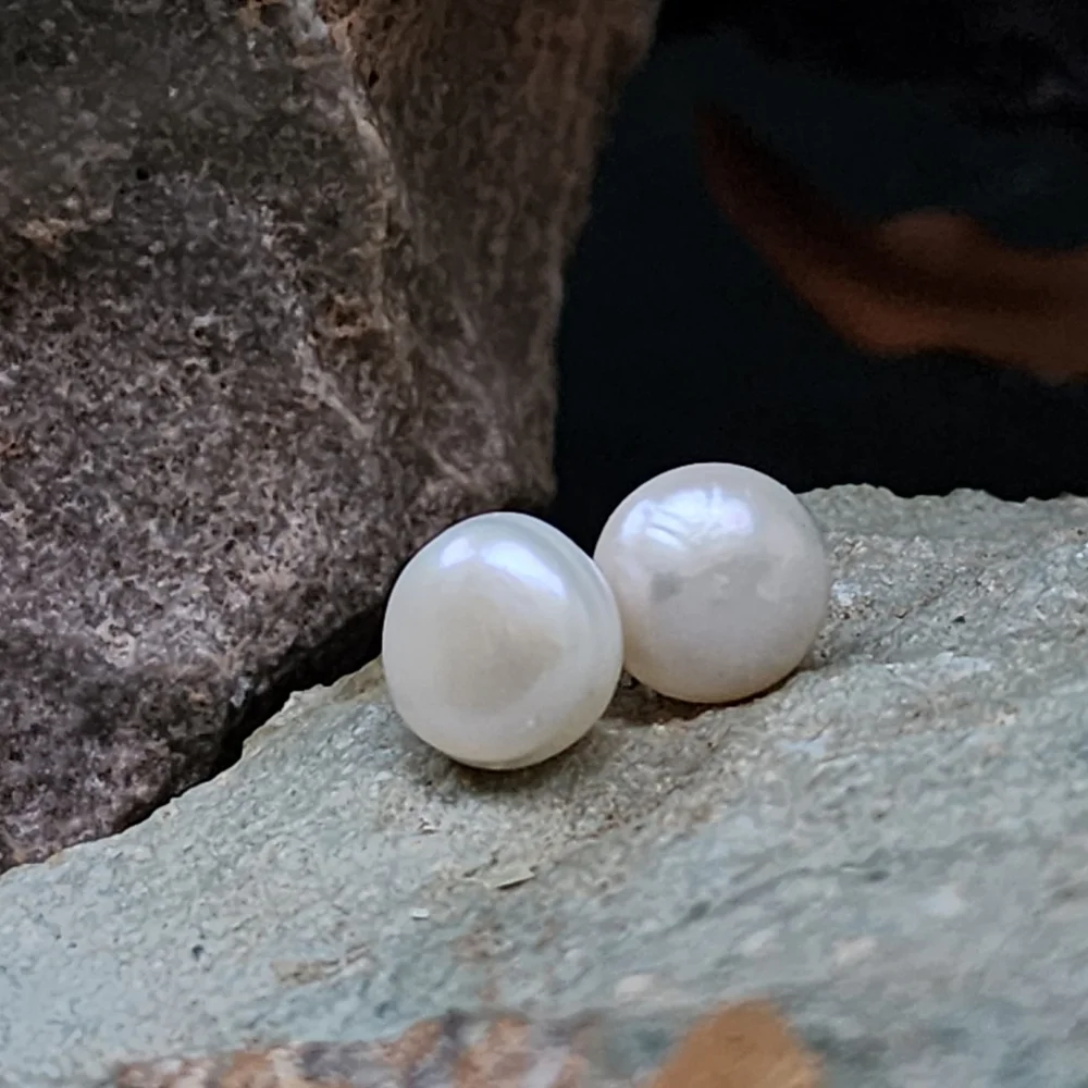 Natural Pearl Studs Round White Freshwater Pearls Studs Simple Minimalist
